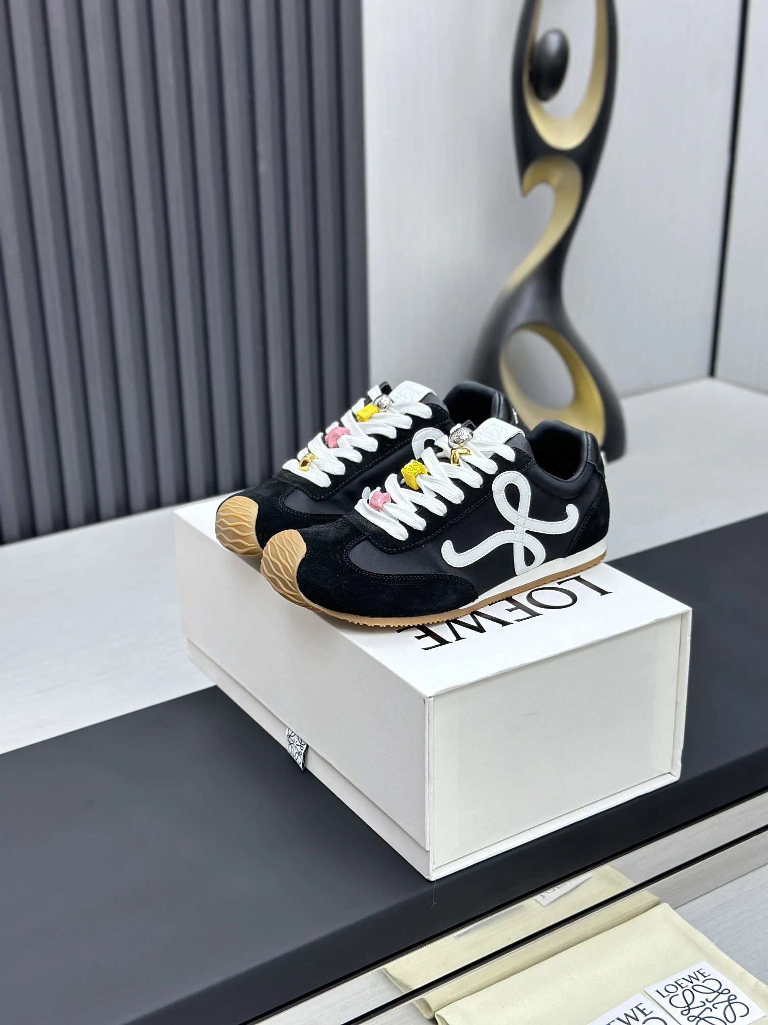Loewe Flow Runner Sneaker Black White Kakobuy spreadsheet find