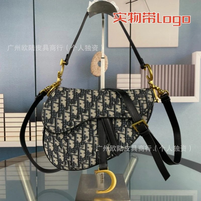 Embroidered Monogram Saddle T-shirt Kakobuy bags spreadsheet listing
